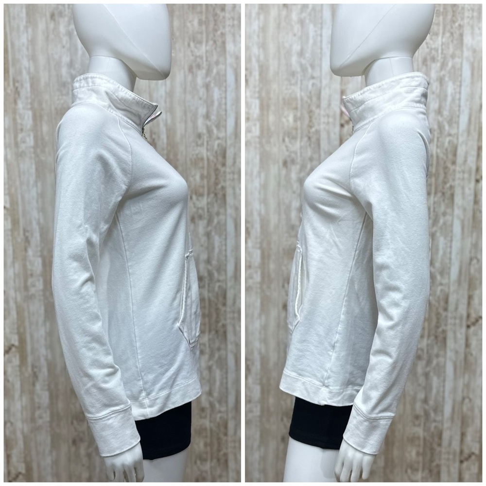 Lilly Pulitzer White 1/2 Zip [1977] - Picture 2 of 7